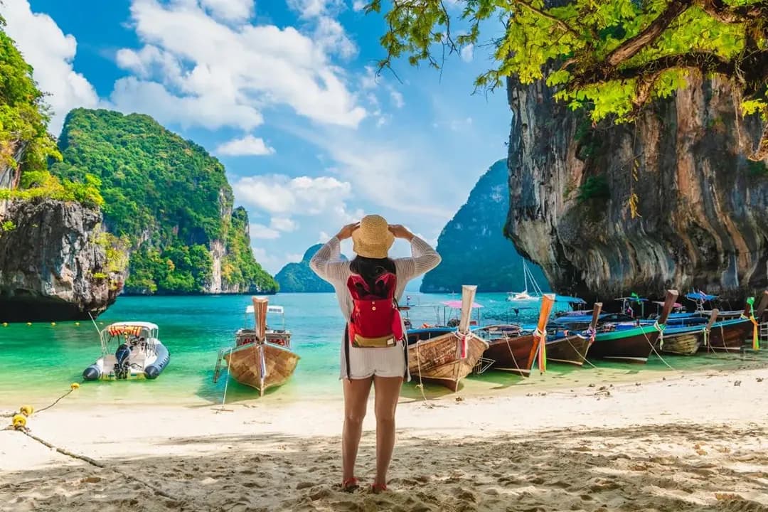 Thai Temples & Beaches